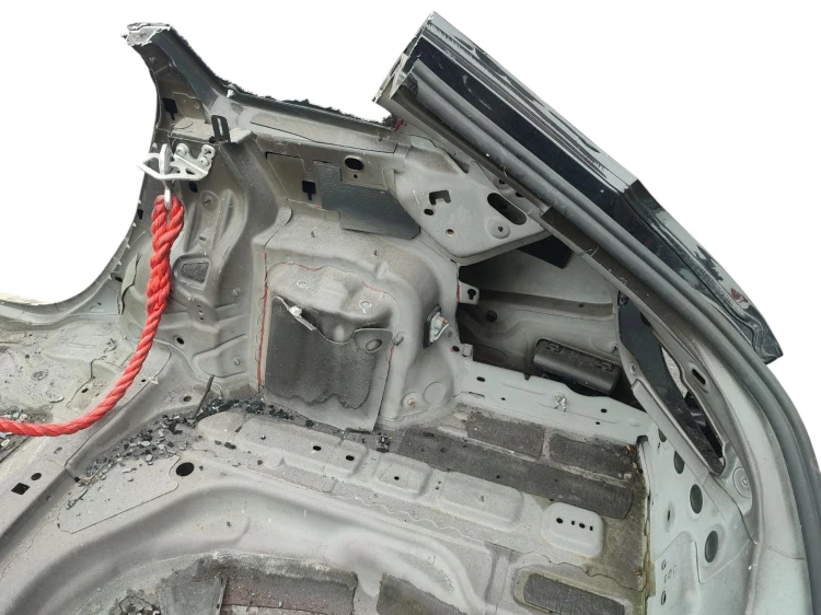 BŁOTNIK PRAWY TYŁ MERCEDES CLA W117 (2015-2017)
