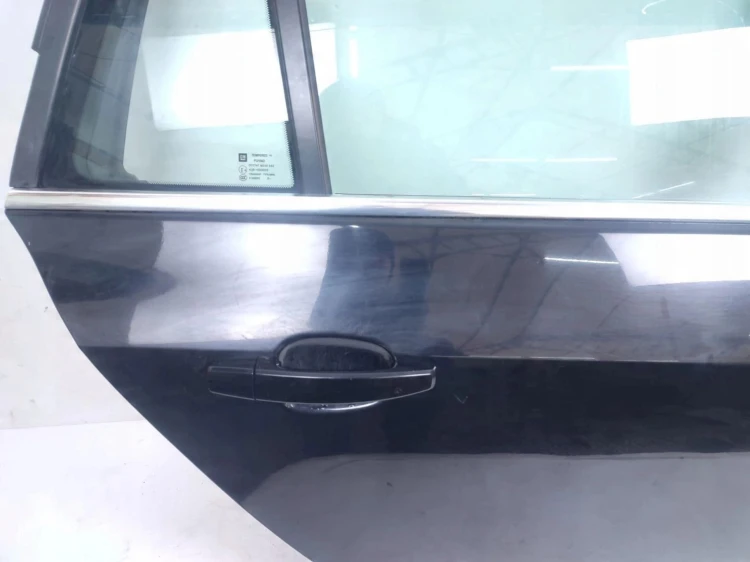 DRZWI PRAWY TYŁ OPEL INSIGNIA A (2008-2013) 2.0 CDTI 160KM