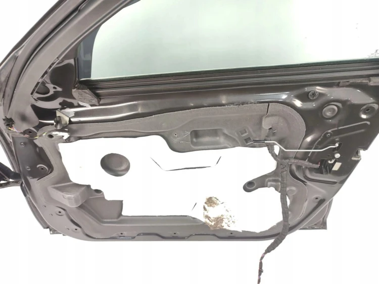 DRZWI PRAWY PRZÓD BMW F10 LIFT (2013-2017) 2.0 D 190KM