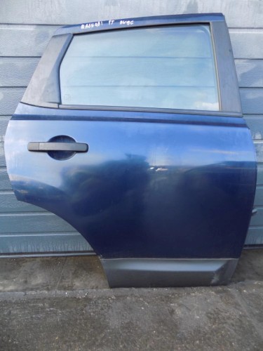 DRZWI PRAWY TYŁ NISSAN QASHQAI (2007-2013)