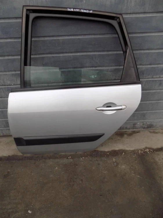 DRZWI LEWY TYŁ RENAULT SCENIC II CONQUEST
