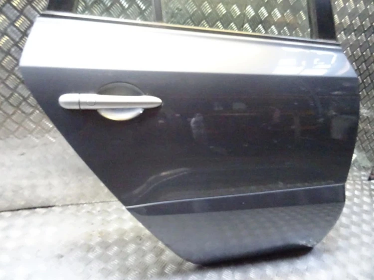 DRZWI PRAWY TYŁ RENAULT KOLEOS (2008-2015)