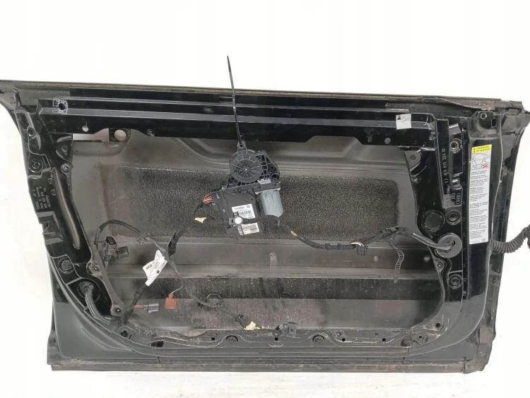 DRZWI LEWY PRZÓD AUDI A8 D3 LIFT (2005-2008) 4.2 FSI 350KM