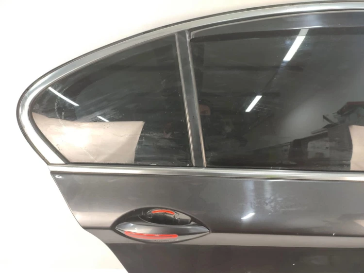 DRZWI PRAWY TYŁ BMW F10 LIFT (2013-2017) 2.0 D 190KM