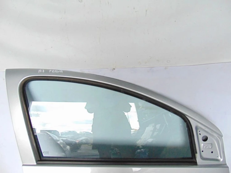 DRZWI PRAWY PRZÓD PEUGEOT 107 (2005-2008) 1.0