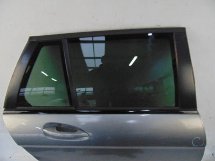 DRZWI PRAWY TYŁ MERCEDES C W204 LIFT (2011-2014) 2.2 CDI 170KM