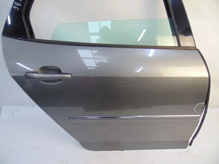 DRZWI PRAWY TYŁ PEUGEOT 407 LIFT (2008-2010) 2.0 HDI 140KM