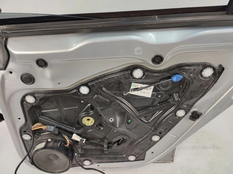 DRZWI PRAWY TYŁ VOLKSWAGEN PASSAT CC (2008-2011) 2.0 TDI 140KM