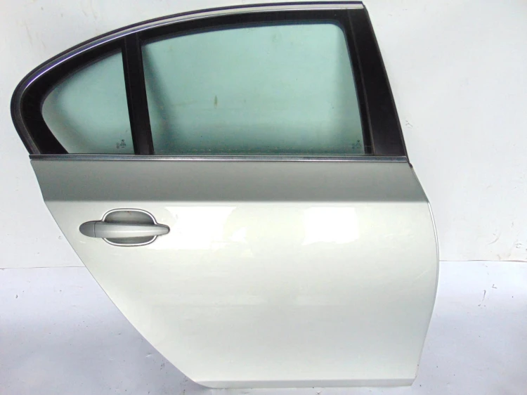 DRZWI PRAWY TYŁ BMW E60 LIFT(2007-2010) 2.0 D N47D20C 177KM