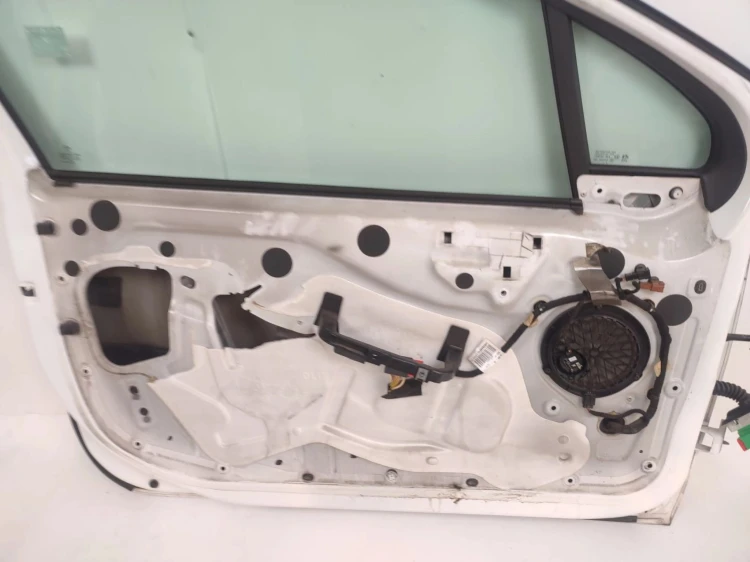 DRZWI LEWY PRZÓD PEUGEOT 208 I (2012-2015) 1.6 e-HDI 114KM