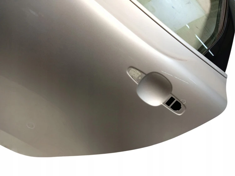 DRZWI LEWY TYŁ VOLVO V40 II LIFT (2016-2019) 2.0 T2 122KM