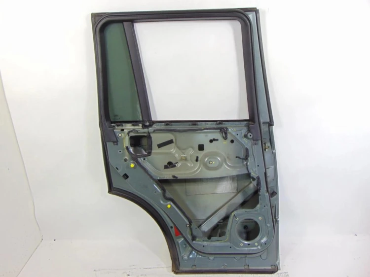 DRZWI LEWY TYŁ LAND ROVER RANGE ROVER III L322 (2001-2012) 3.0D 177