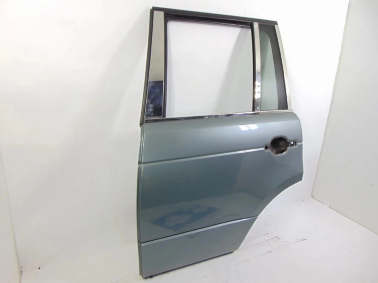 DRZWI LEWY TYŁ LAND ROVER RANGE ROVER III L322 (2001-2012) 3.0D 177