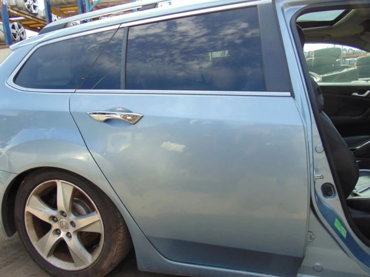 DRZWI PRAWY TYŁ HONDA ACCORD VIII (2008-2010) 2.2 I-DTEC 150 N22B1
