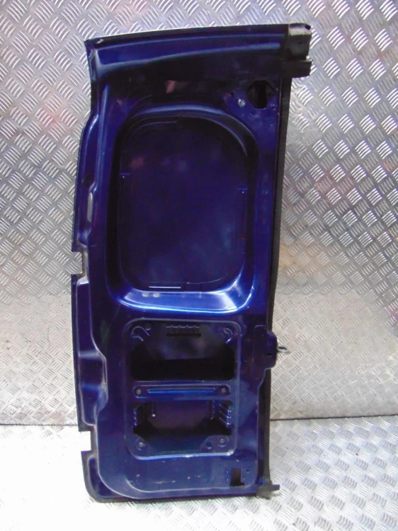 DRZWI PRAWY TYŁ CITROEN NEMO 1.4 HDI