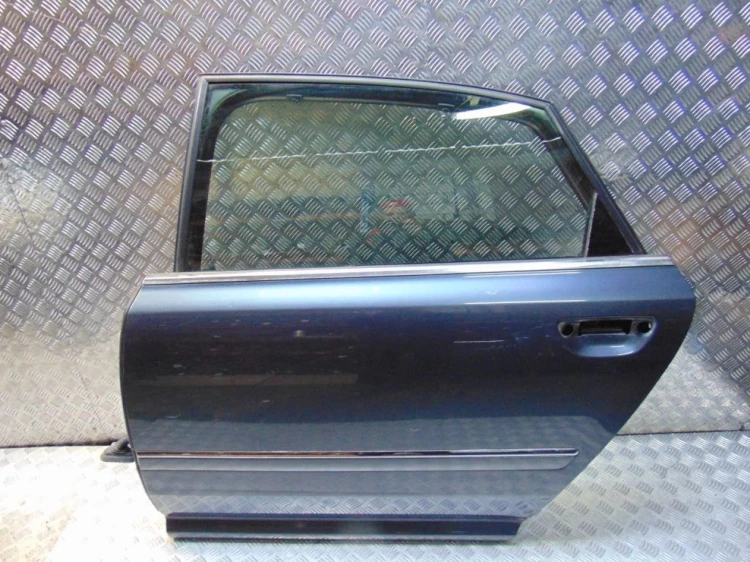 DRZWI LEWY TYŁ AUDI A8 D3(2002-2009) 4.2 TDI