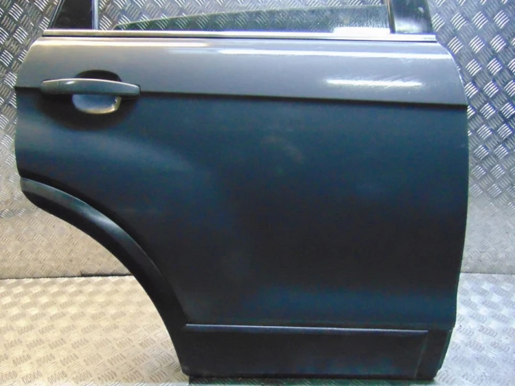 DRZWI PRAWY TYŁ CHEVROLET CAPTIVA 2.0 VCDI