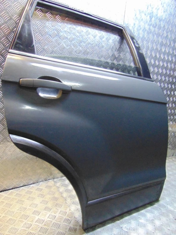 DRZWI PRAWY TYŁ CHEVROLET CAPTIVA 2.0 VCDI