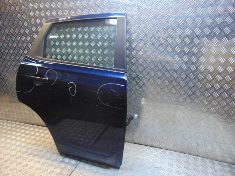 DRZWI PRAWY TYŁ NISSAN QASHQAI J10 (2007-2013) 2.0 16V