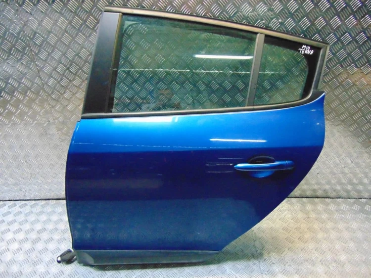 DRZWI LEWY TYŁ RENAULT MEGANE III (2008-2013) 2.0 16V