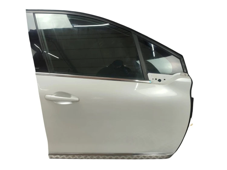 DRZWI PRAWY PRZÓD PEUGEOT 2008 I (2013-2016) 1.6 VTI 120KM
