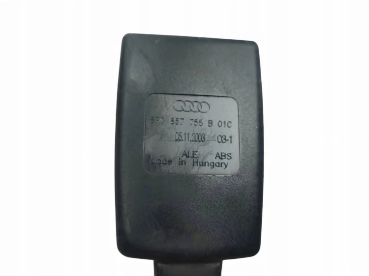 ZAPINKA PASA LEWY PRZÓD AUDI A3 8P (2003-2008) 2.0 TDI 140KM 3P0857755