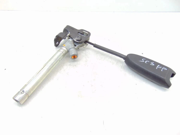 NAPINACZ PASA PRAWY PRZÓD RENAULT SCENIC III (2009-2013) 1.9 DCI