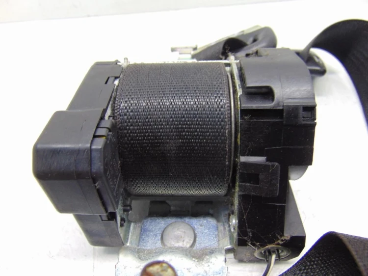 PAS BEZPIECZEŃSTWA LEWY PRZÓD JEEP CHEROKEE KJ LIFT (2005-2006) 2.8 CRD