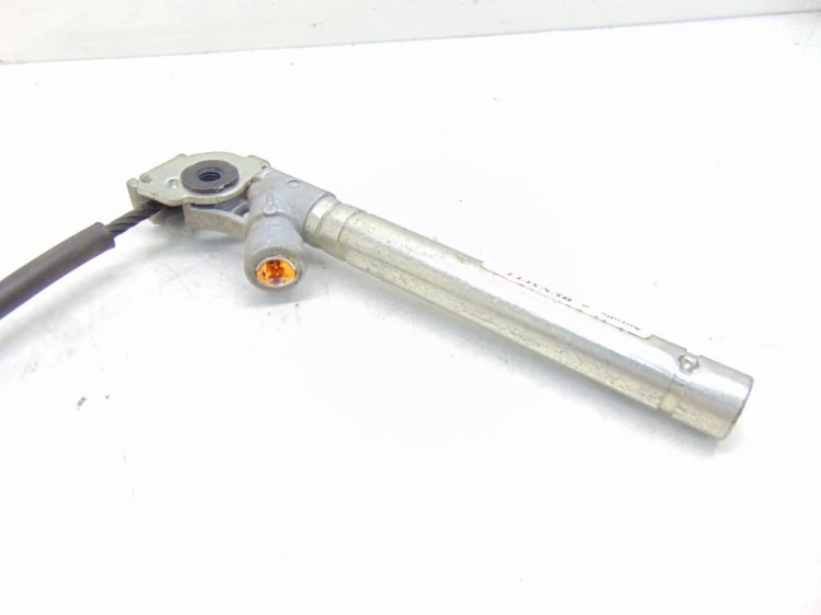 NAPINACZ PASA PRAWY PRZÓD RENAULT SCENIC III (2009-2013) 1.6 16V