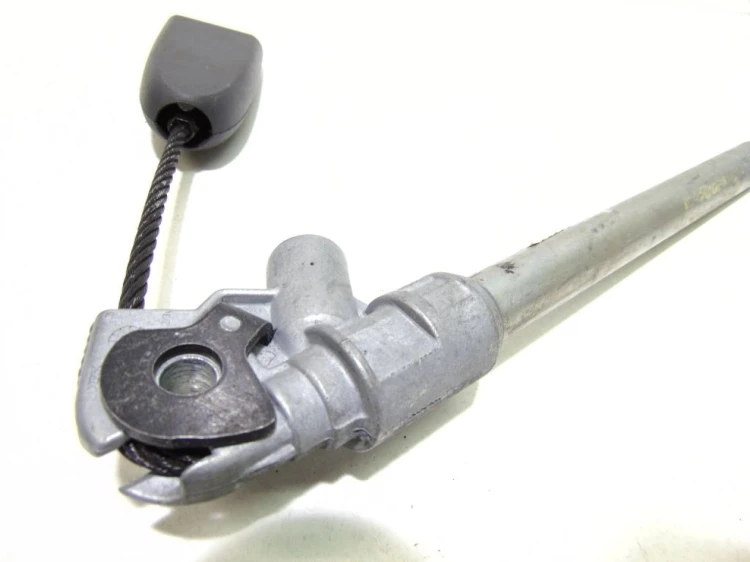 NAPINACZ PASA PRAWY PRZÓD RENAULT SCENIC II (2003-2005)