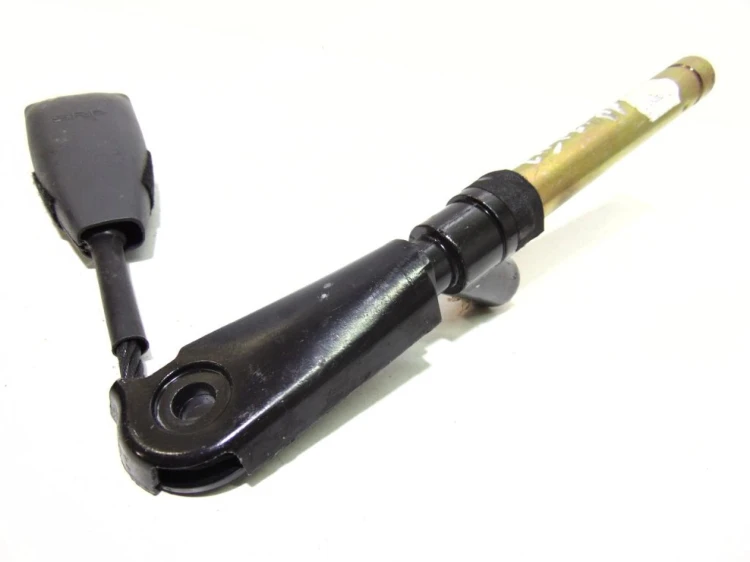 NAPINACZ PASA PRAWY PRZÓD RENAULT LAGUNA II LIFT (2005-2007)