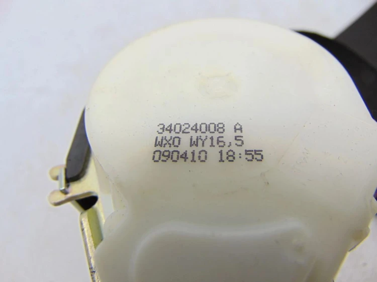PAS BEZPIECZEŃSTWA LEWY PRZÓD BMW E88 2.0 BEN (143KM) 6981475