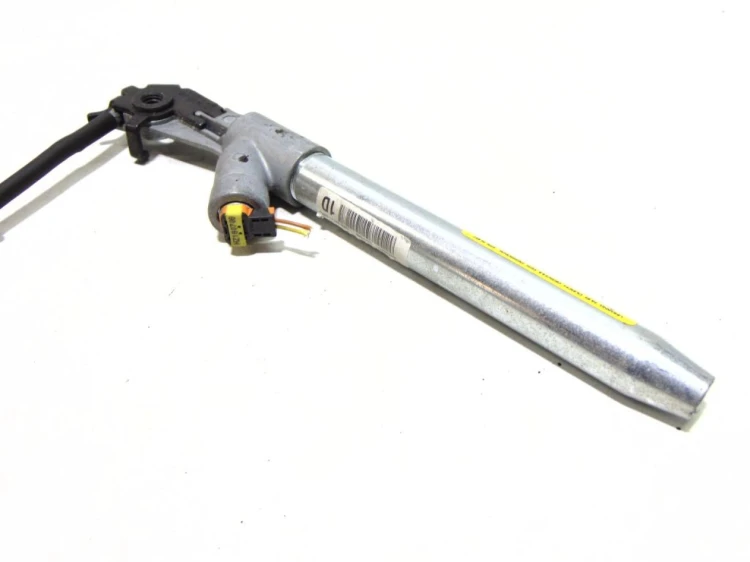 NAPINACZ PASA PRAWY PRZÓD CITROEN C4 PICASSO (2006-2013)