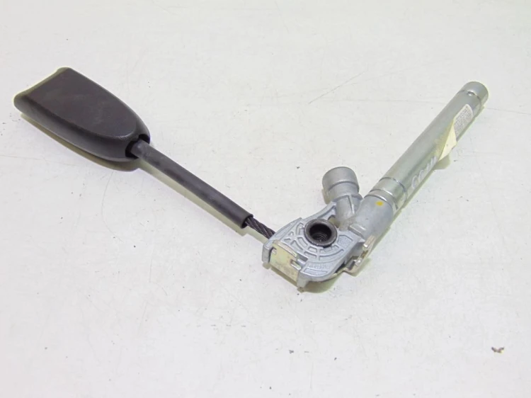 NAPINACZ PASA PRAWY PRZÓD RENAULT SCENIC III (2009-2013)
