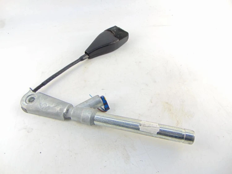 NAPINACZ PASA LEWY PRZÓD RENAULT MEGANE II LIFT (2005-2008) 1.5 DCI