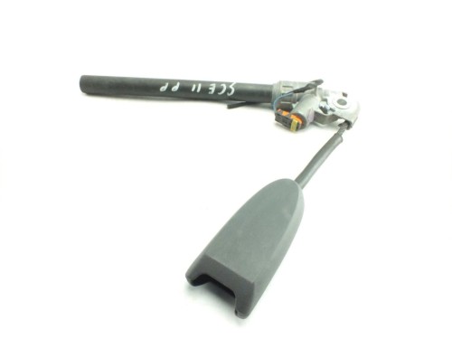 NAPINACZ PASA PRAWY PRZÓD RENAULT SCENIC II LIFT (2006-2009) 1.9 DCI