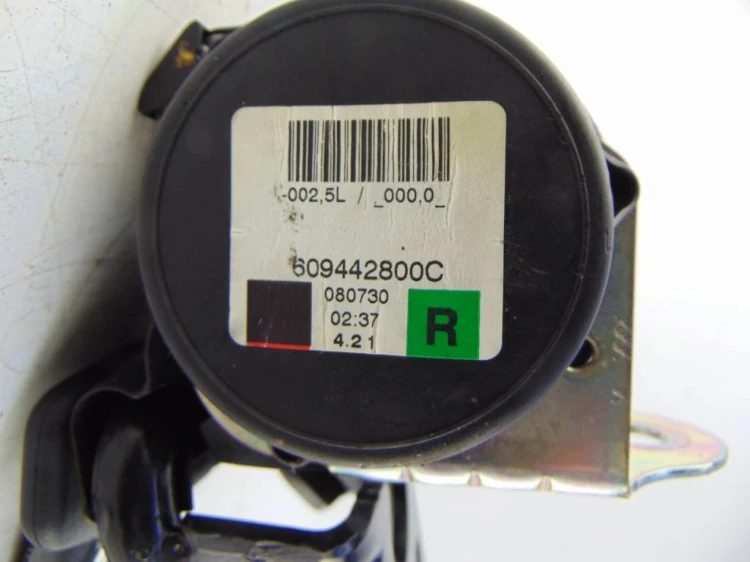 PAS BEZPIECZEŃSTWA PRAWY TYŁ BMW E88 2.0 D N47D20A