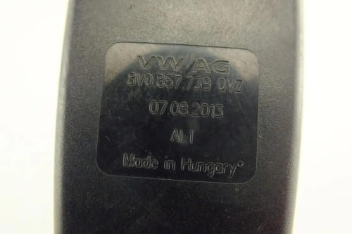 ZAPIĘCIE ZAPINKA PASA TYŁ AUDI A3 8V (2012-2016) 1.6 TDI 105KM 8V0857739