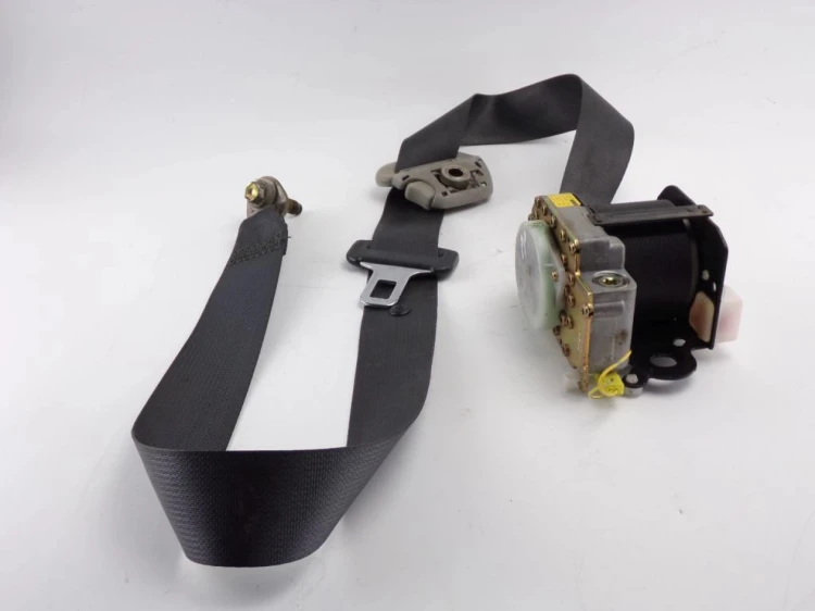 PAS BEZPIECZEŃSTWA PRAWY PRZÓD TOYOTA YARIS I (1999-2005) 1.0 16V
