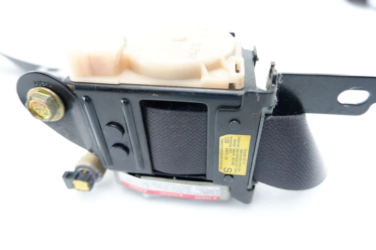 PAS BEZPIECZEŃSTWA PRAWY PRZÓD SUBARU IMPREZA II LIFT 2.0