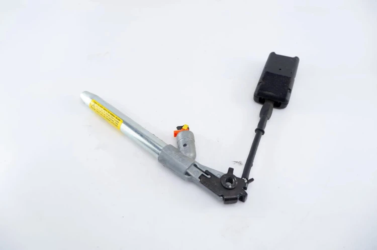 NAPINACZ PASA PRAWY PRZÓD CITROEN C4 PICASSO (2006-2013)