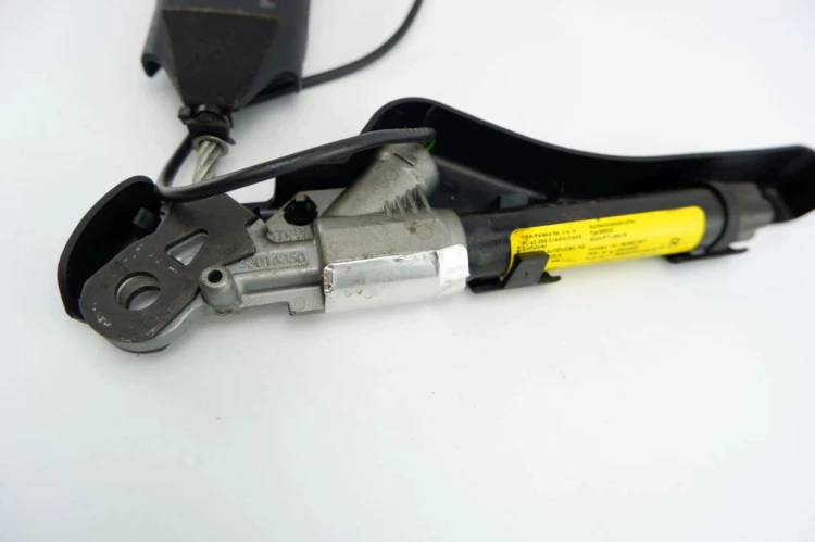 NAPINACZ PASA PRAWY PRZÓD CITROEN C3 I (2002-2005) 1.4 8V