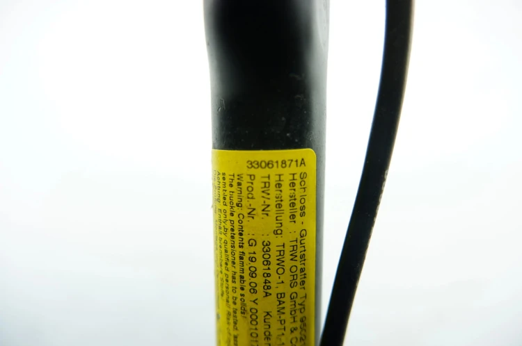 NAPINACZ PASA LEWY PRZÓD RENAULT CLIO III (2005-2009) 33061871A