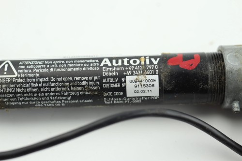 NAPINACZ PASA PRAWY PRZÓD BMW F10 (2010-2013) 2.0 D 184KM 609441000E