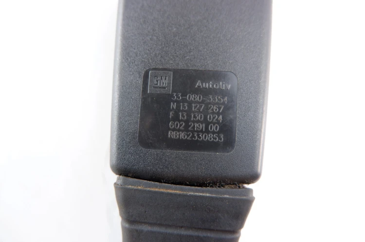 NAPINACZ PASA PRAWY PRZÓD OPEL ASTRA H (2004-2006) 1.3 CDTI 90KM