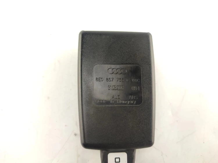 ZAPINKA PASA LEWY PRZÓD AUDI A4 B6 (2000-2006) 1.9 TDI 101KM 8E0857755