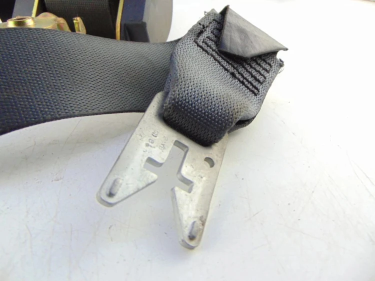 PAS BEZPIECZEŃSTWA PRAWY PRZÓD RENAULT SCENIC II LIFT (2006-2009)