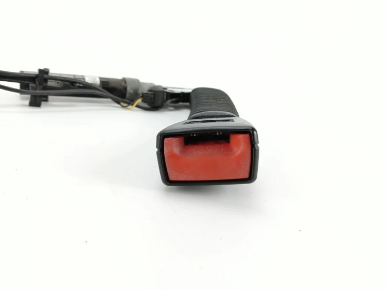 NAPINACZ PASA PRAWY PRZÓD MINI CLUBMAN R55 I (2007-2010) 1.6 16V 120KM 6101