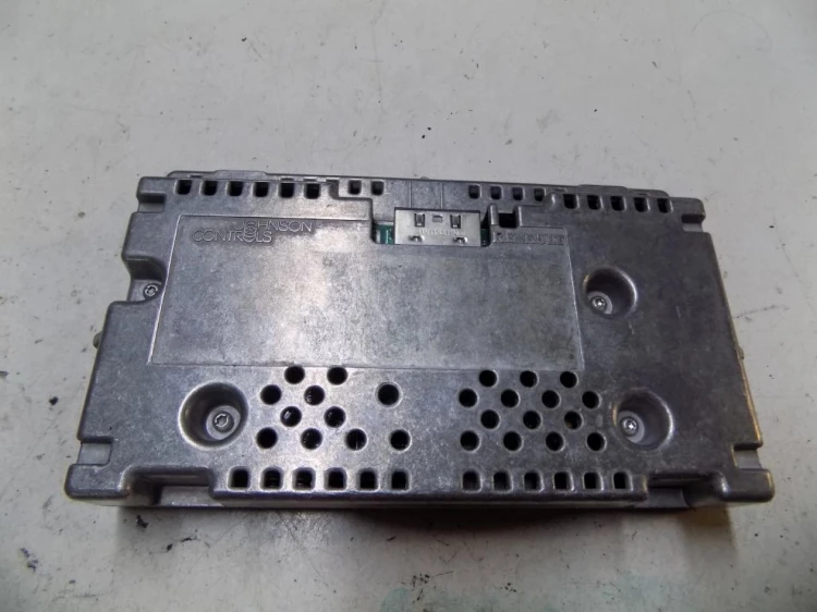 WYŚWIETLACZ NAWIGACJI GPS RENAULT LAGUNA II LIFT (2005-2007) BRAK NR
