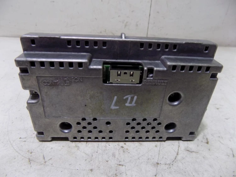 WYŚWIETLACZ NAWIGACJI GPS RENAULT LAGUNA II LIFT (2005-2007) BRAK